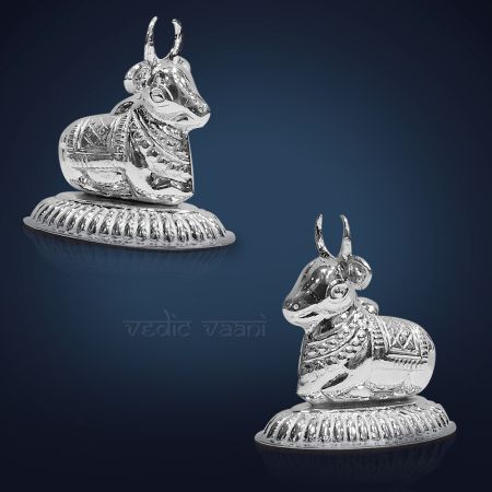 Vahan (Vehicle) of Lord Shiva Nandi the Bull Idol in Pure Silver