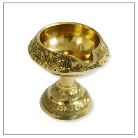 Kuber Diya standing