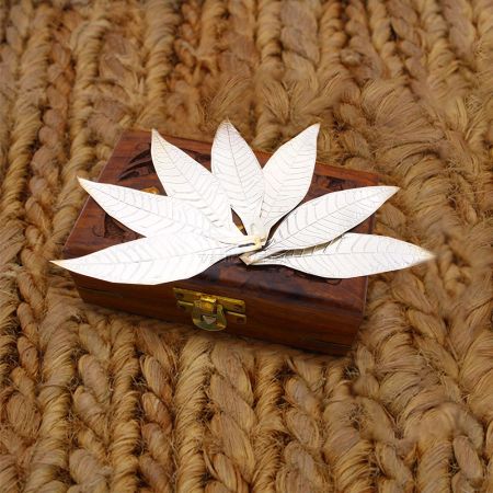 Leaf for Puja in Pure Silver - Set of 7