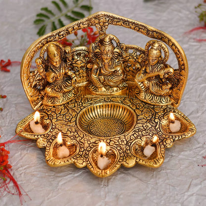 Resin craft gilded peacock