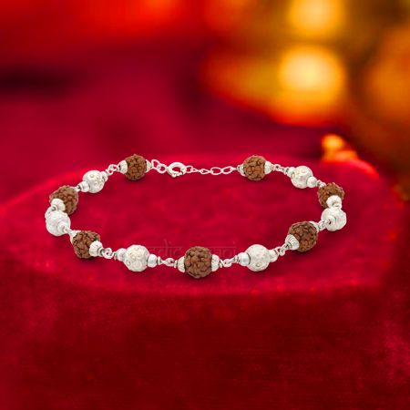 Punchmukhi Rudraksha Bracelet with Pure Silver Balls