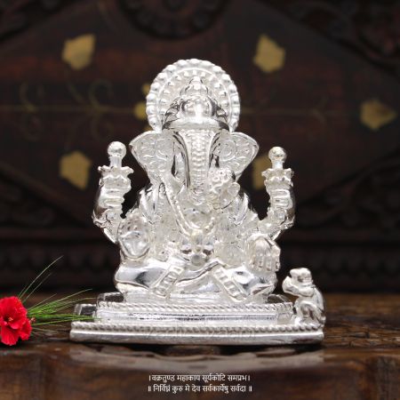 Dagdusheth Halwai Lord Ganesha Idol in Pure Silver