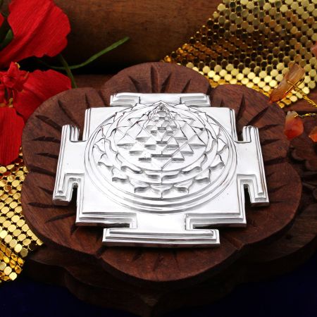 Navayoni Shiva Shakti Meru Chakra Shree Yantra in Silver