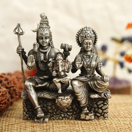 Silver Shiv Parivar (Family) Idol in Antic Finish